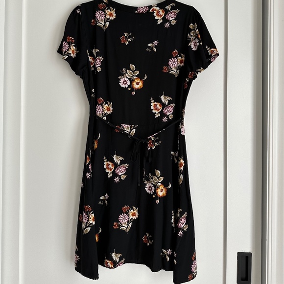 Abercrombie & Fitch Floral Mini Dress - Picture 2 of 4